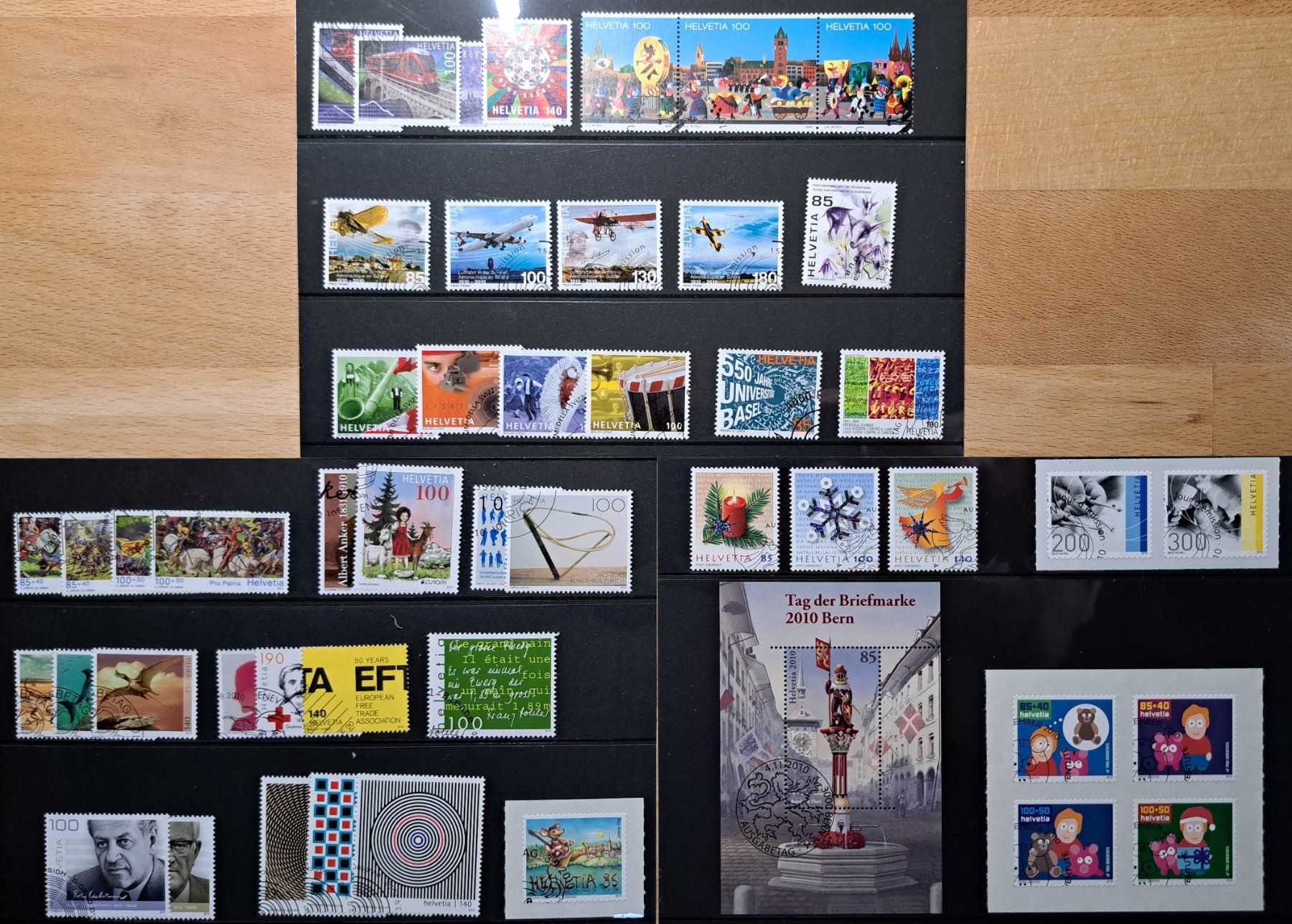 Alle Briefmarken: Jahresset 2010 ET gestempelt – Gebraucht aus Unterägeri von PhilatelieStudiger