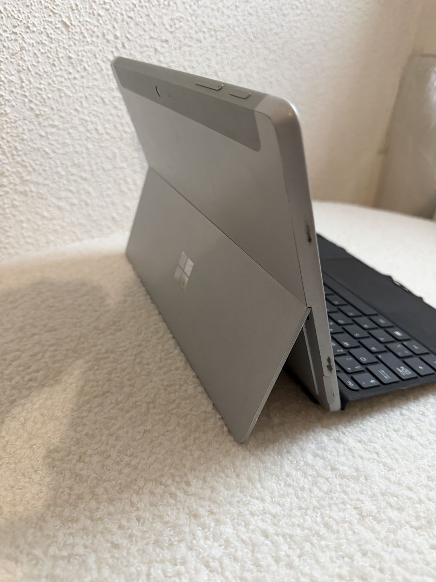 Microsoft Tablet PC: Microsoft Surface go – Usato da Biel/Bienne venduto da d_nw8n 1