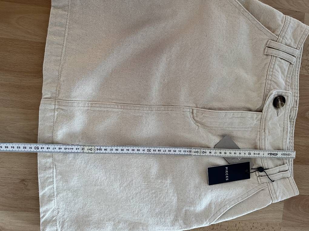 Gonne: Jeansrock beige Gr.S/M beige – Usato da Hütten venduto da bri_kkp6 1