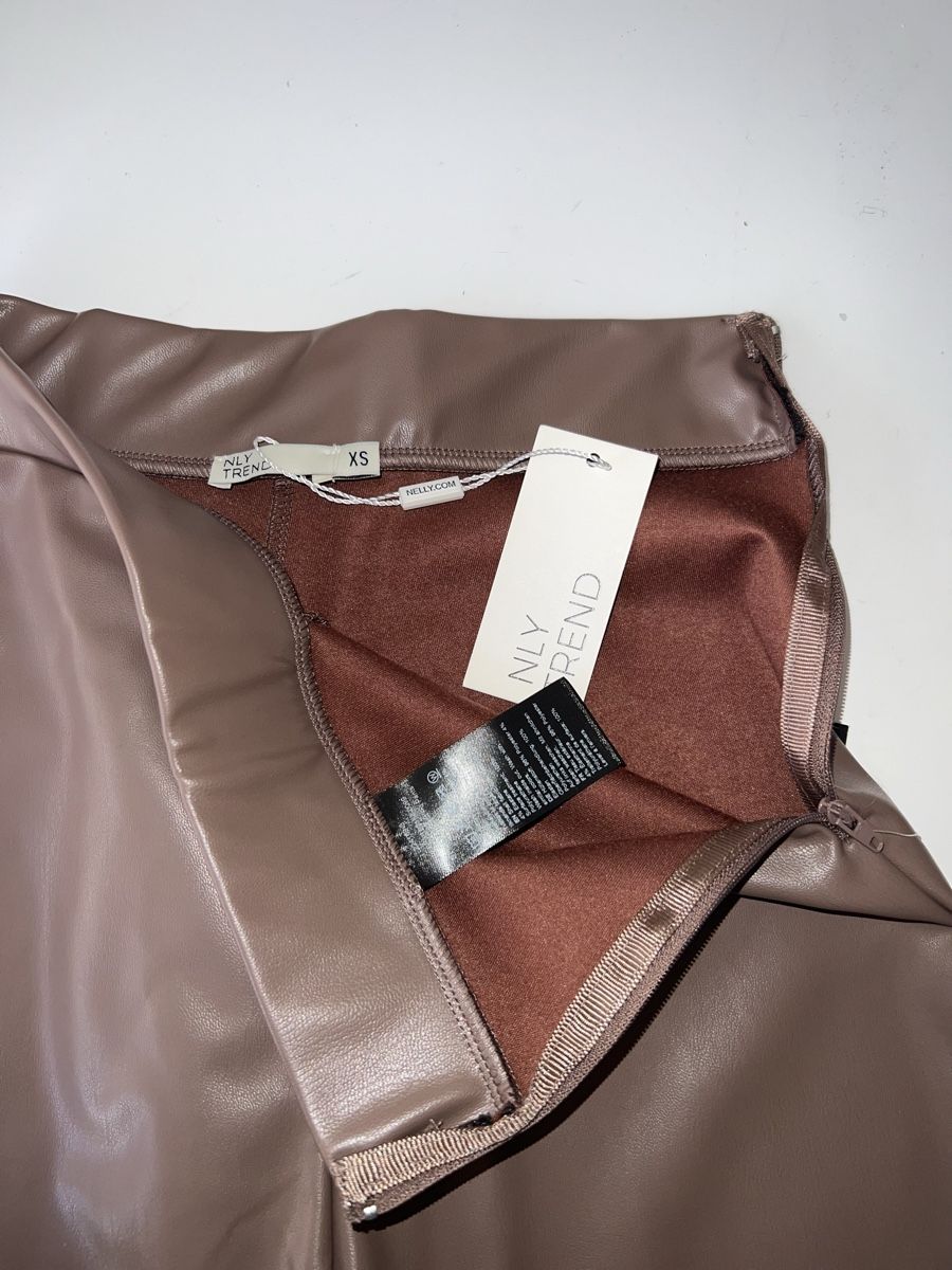 Pantaloni: Lederhose Braun – Nuovo e nell'imballaggio originale da Zürich venduto da forestF4iry 3