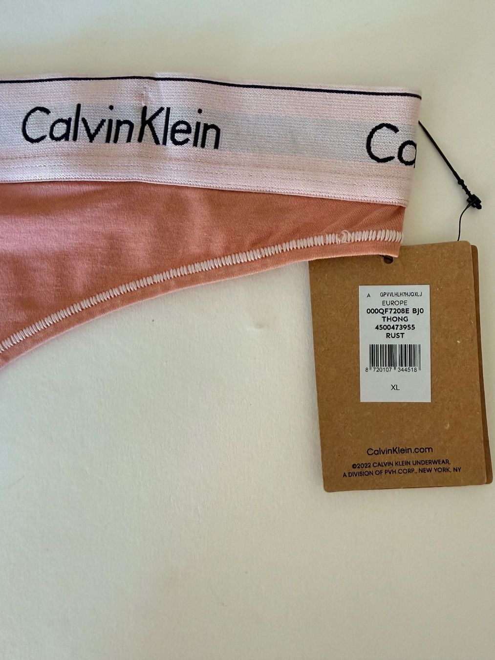 Calvin Klein Sonstige Unterwäsche: CALVIN KLEIN, String, Grösse XL, Farbe Rosa – Neu und originalverpackt aus Rudolfstetten von gst_g7xl 1