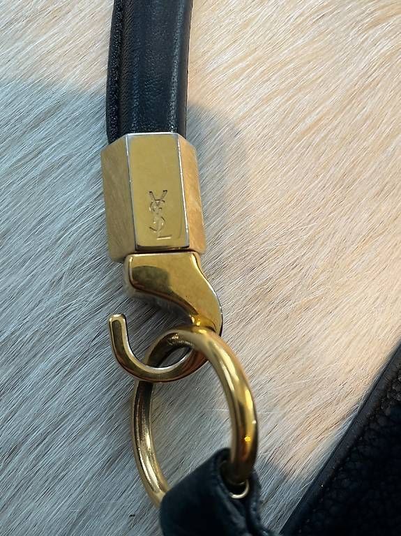 Saint Laurent Taschen für Damen: Authentique sac YSL modèle Roady – Gebraucht aus giffers von sev_c9x9 3