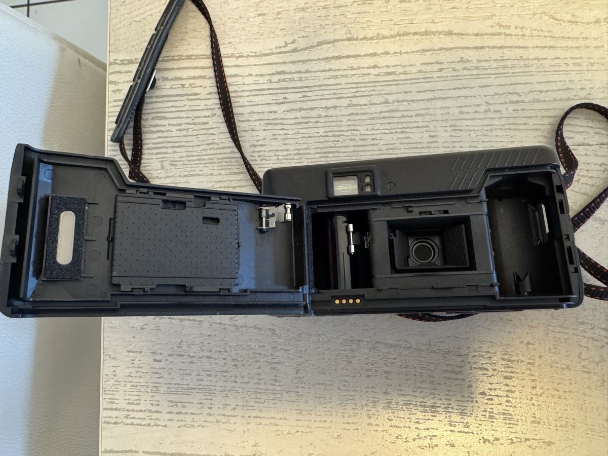 Nikon Kamera: Nikon tw2 kompaktkamera – Gebraucht aus Zunzgen von milesdavis76 6