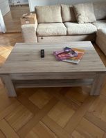 Moderner Couchtisch