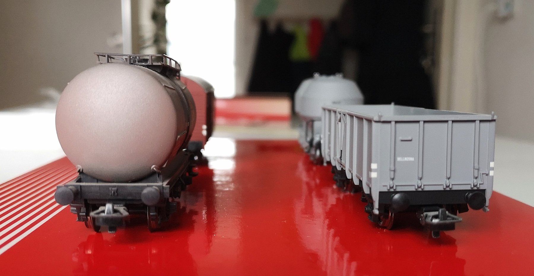 Rivarossi Modellini di ferrovie: Rivarossi Freight Set 125 Jahre Gotthard 4-unit set H0 – Nuovo (secondo la descrizione) da Rheinfelden venduto da Goggo5 4