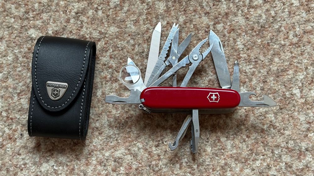 Sackmesser (Neu (gemäss Beschreibung)) in Thalwil für CHF 55 – mit ...