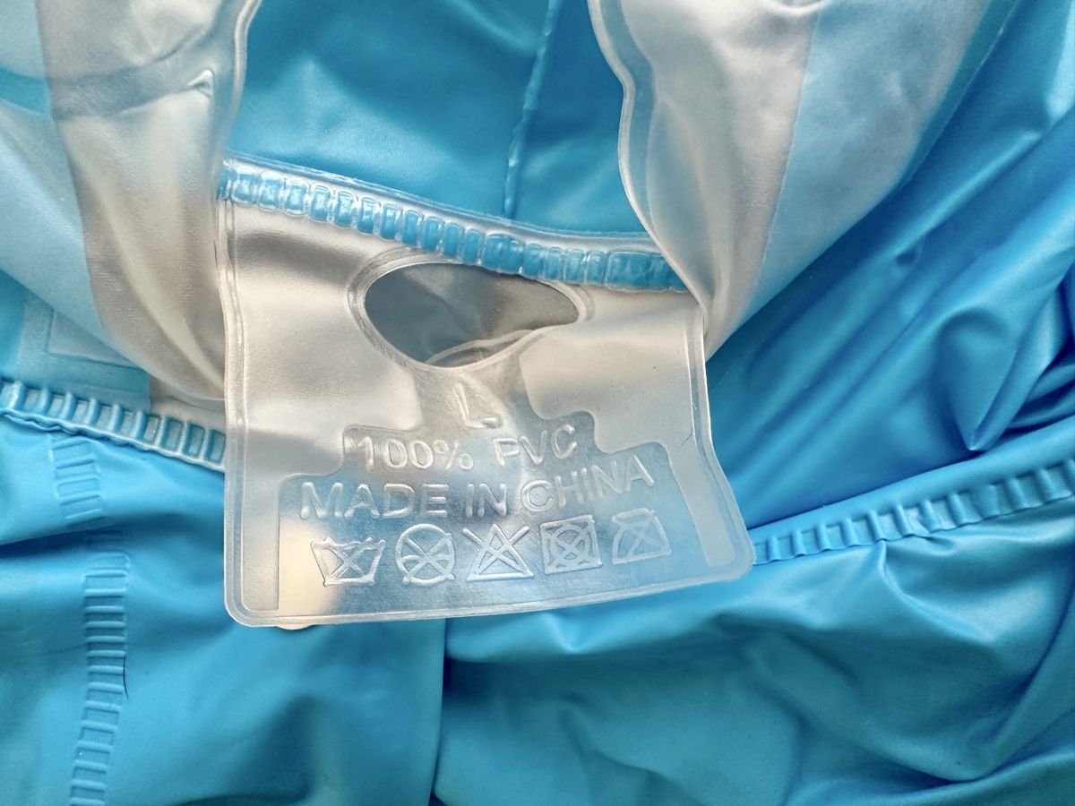 Giacche & Cappotti: Kinder Regenmantel Grösse L blau PVC – Usato da Gattikon venduto da Sarahs_Schatzkammer 2