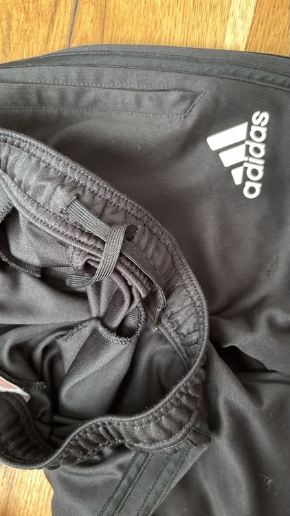 Adidas Pantaloni: Adidas Hose Gr. 13-14 J. Unisex – Usato da Volketswil venduto da Irkasha 2