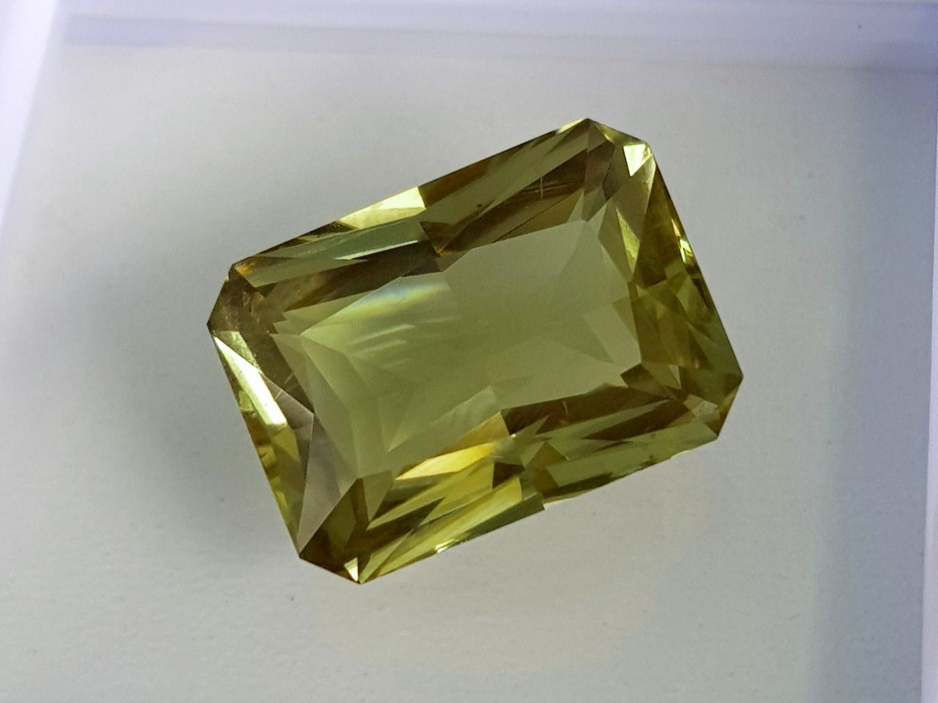 Pietre preziose: CSARITE, Diaspore mit Zertifikat – Nuovo (secondo la descrizione) da Wolhusen venduto da toni079 3