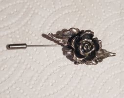 Broche 0.925 en argent,  originale rose ancienne 