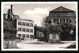 Dürrenäsch, Strassenpartie mit Fabrik
