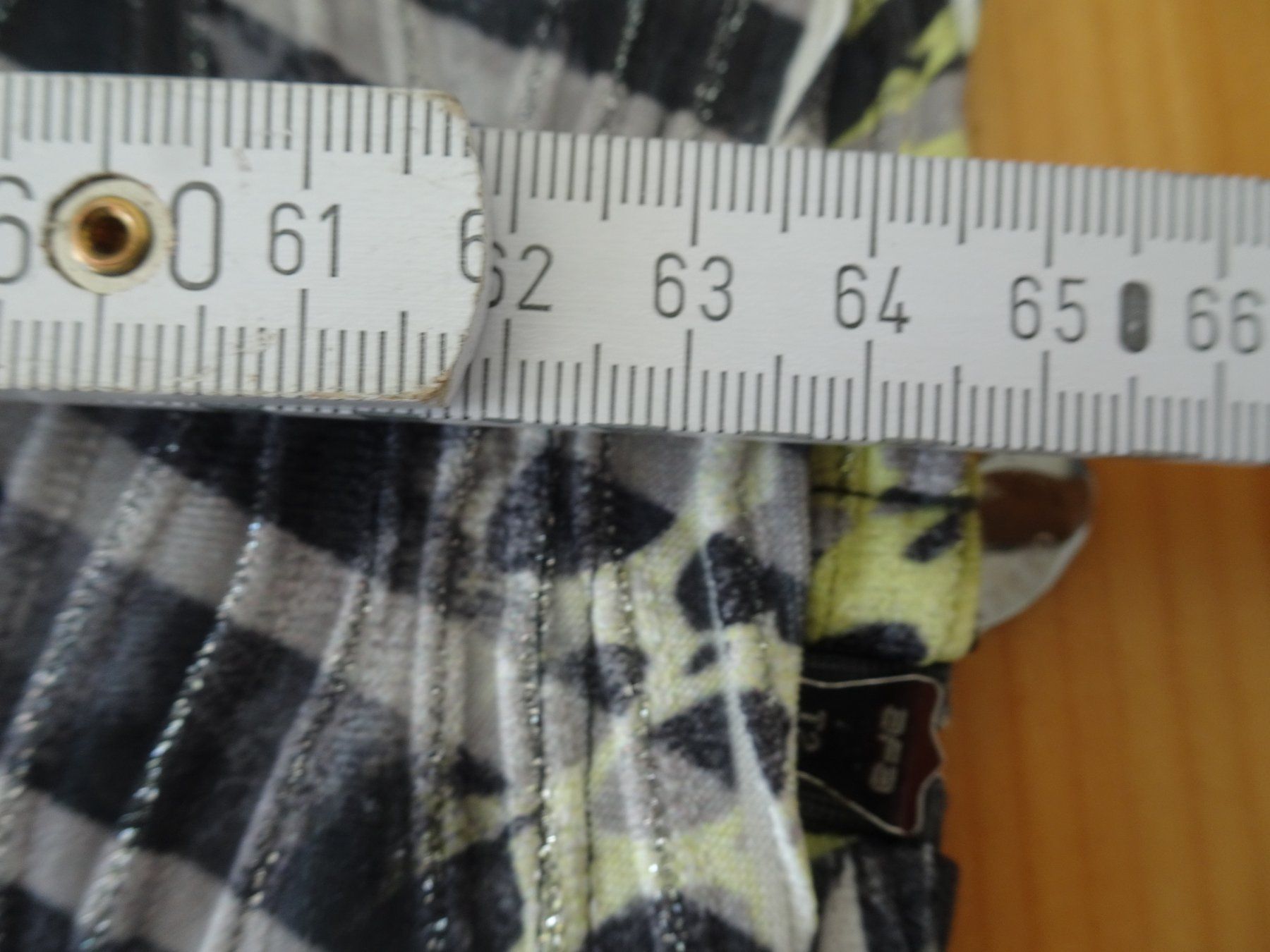 Gerry Weber Pulls & Sweat-shirts: GERRY WEBER  Pullover mit Reisverschluss / Feine Jacke – Neuf (Voir description) à Zürich par Roulet 9