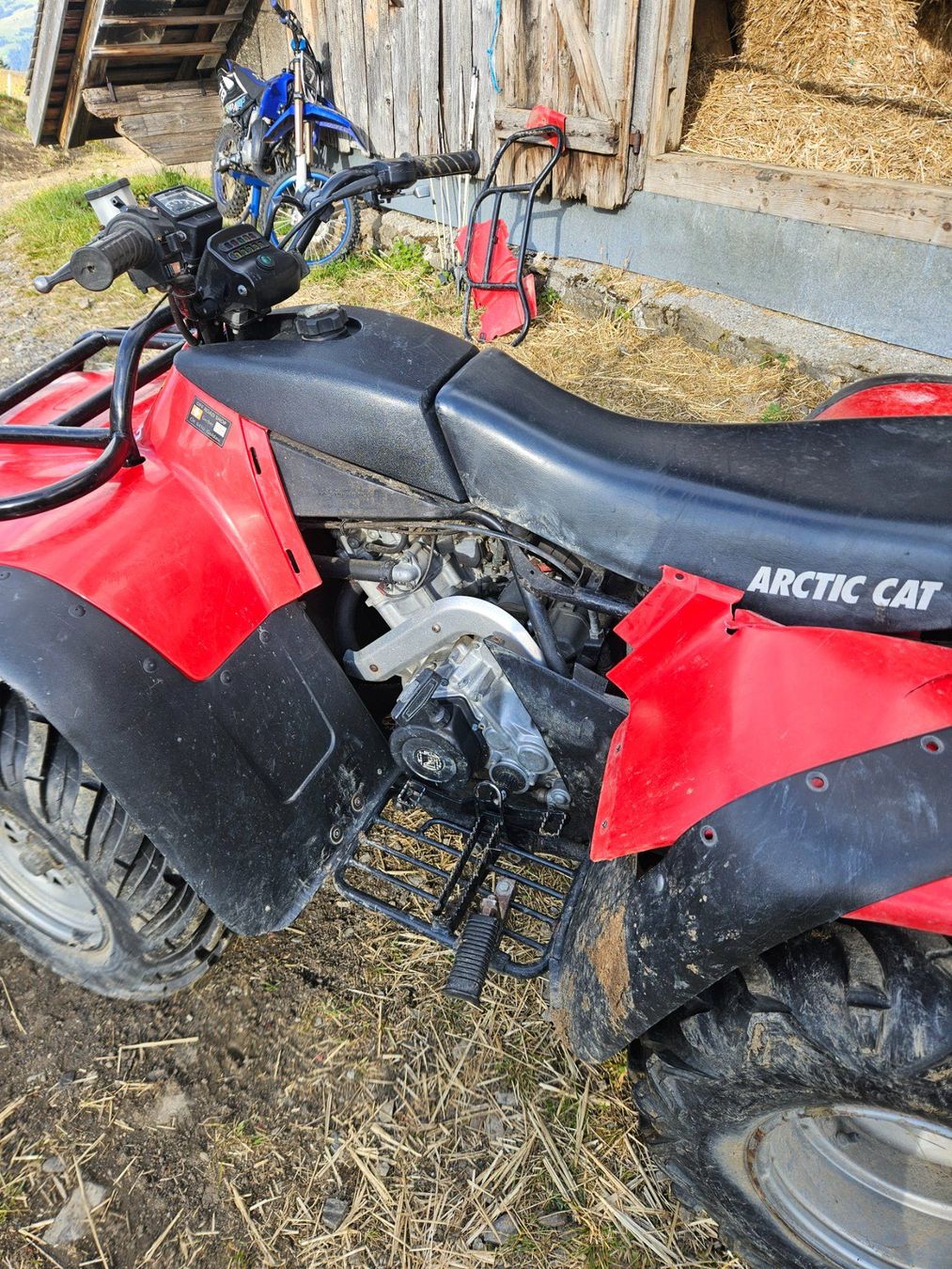 Arctic Cat ATV / Quad: Quad Artic Cat 454 2x4 – Difettoso da Lenk im Simmental venduto da reinholdfranziska 2