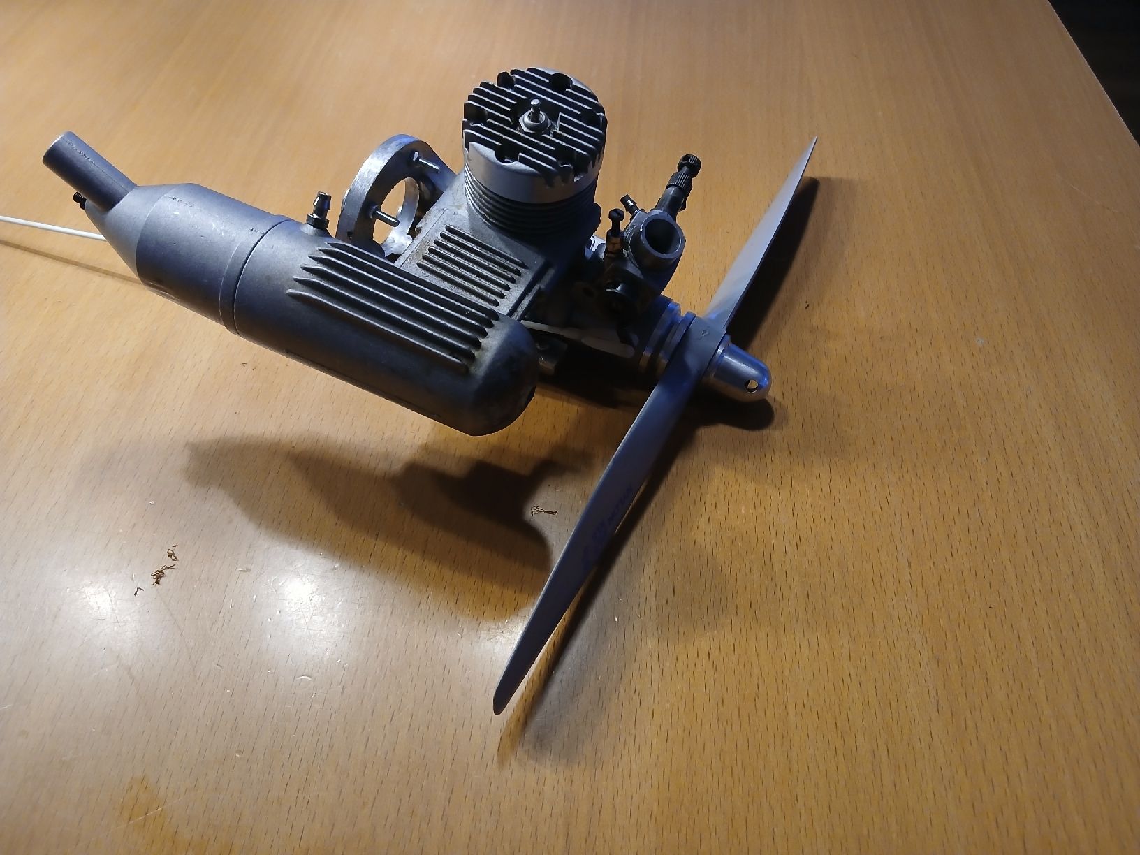 RC Kits de montage: Methanol Motor Leo 46 – D'occasion à Sennwald par Flying 3