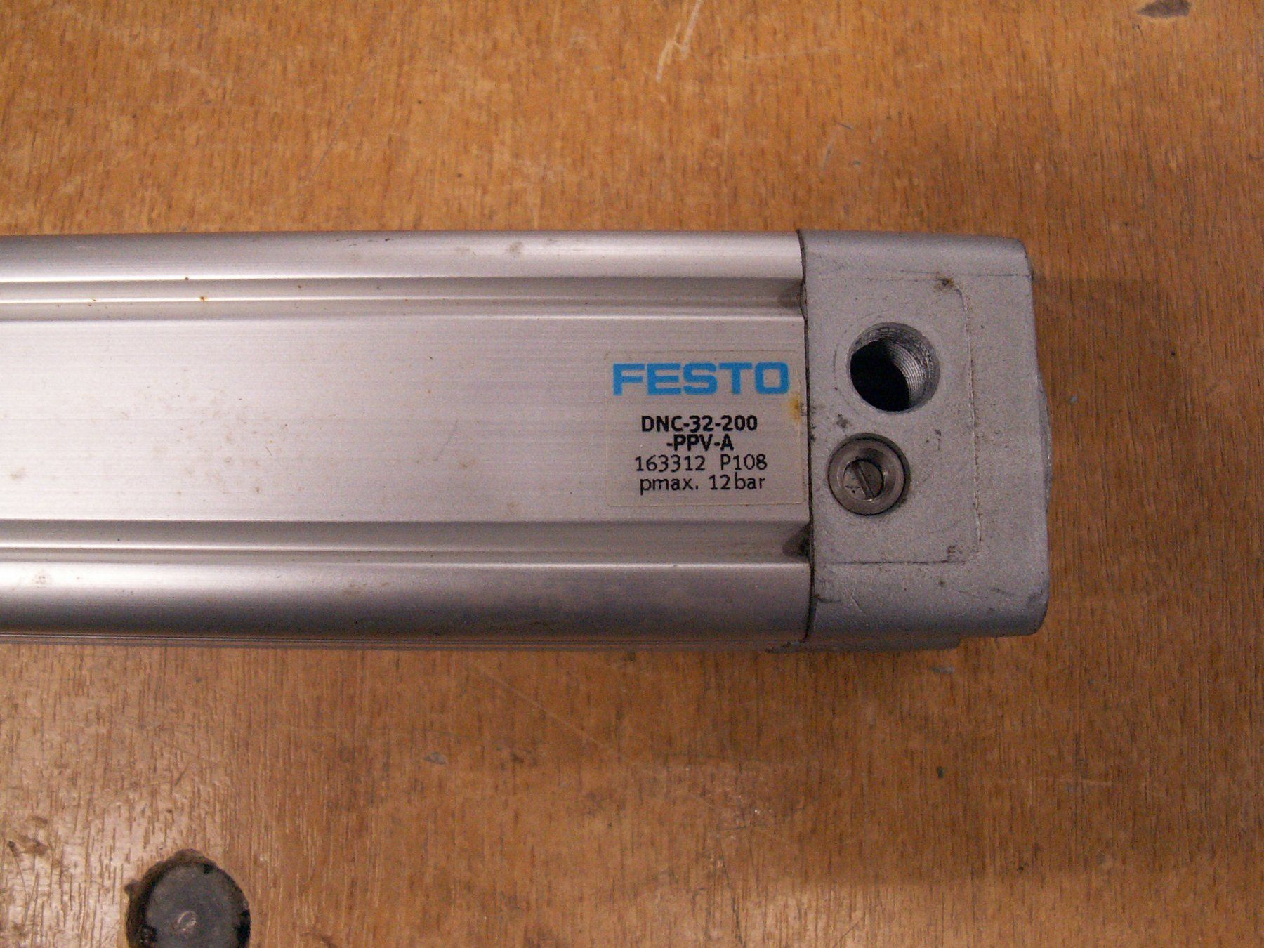 Festo Sonstige Elektronik: vérin pneumatique Festo DNC-32-200 – Gebraucht aus Attalens von Gmsa68 1