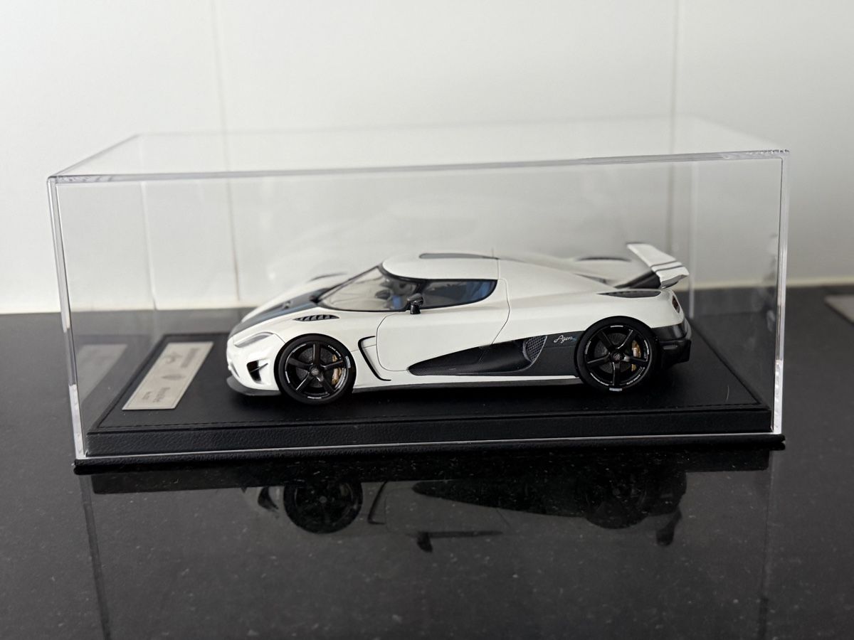 Modellautos: 1:18 Koenigsegg Agera S - Frontiart – Neu (gemäss Beschreibung) aus Langenthal von SBKK98 2