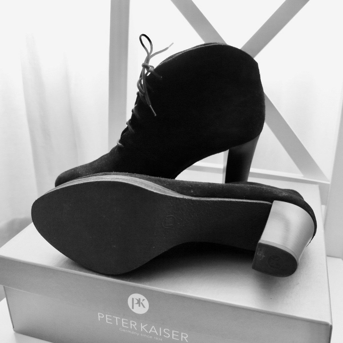 Kaiser Scarpe da donna: Peter Kaiser Stiefelette, Gr. 40, Velours, Absatz 8cm – Usato da Basel venduto da Freund5 1