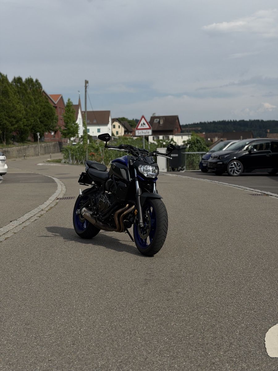 Yamaha Strada: Yamaha MT-07 9000Km 35Kw – Usato da Uhwiesen venduto da cyr_hd22