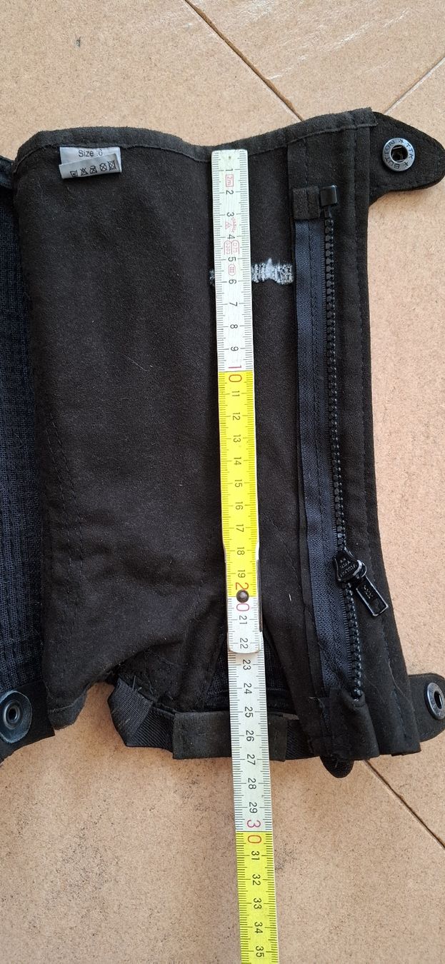 Stinchiere & Fasciature: Kinderchaps Amara Grösse Size 6 – Usato da Thun venduto da lede 2