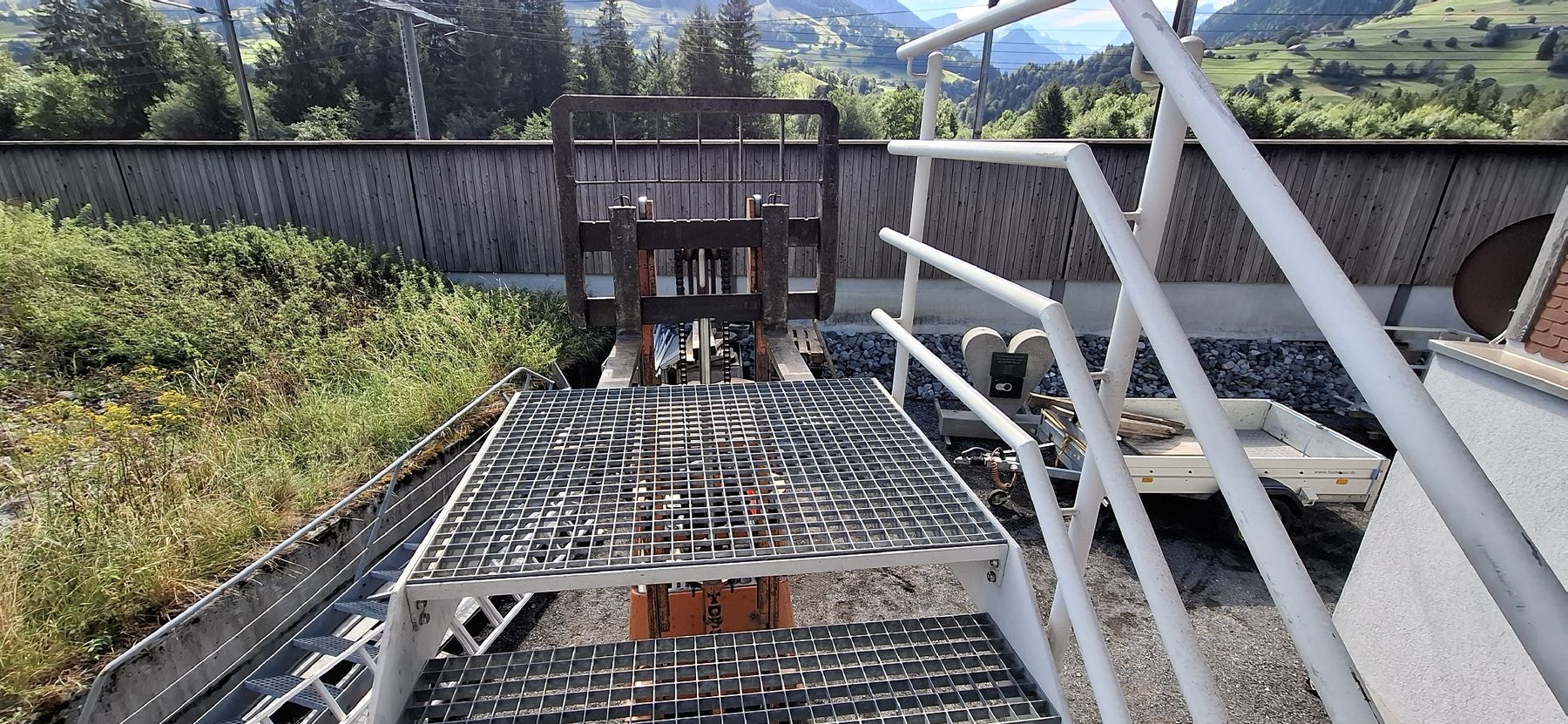 Treppen: Treppe mit Podest und Geländer – Gebraucht aus Reichenbach i. K. von Wskorpion 4