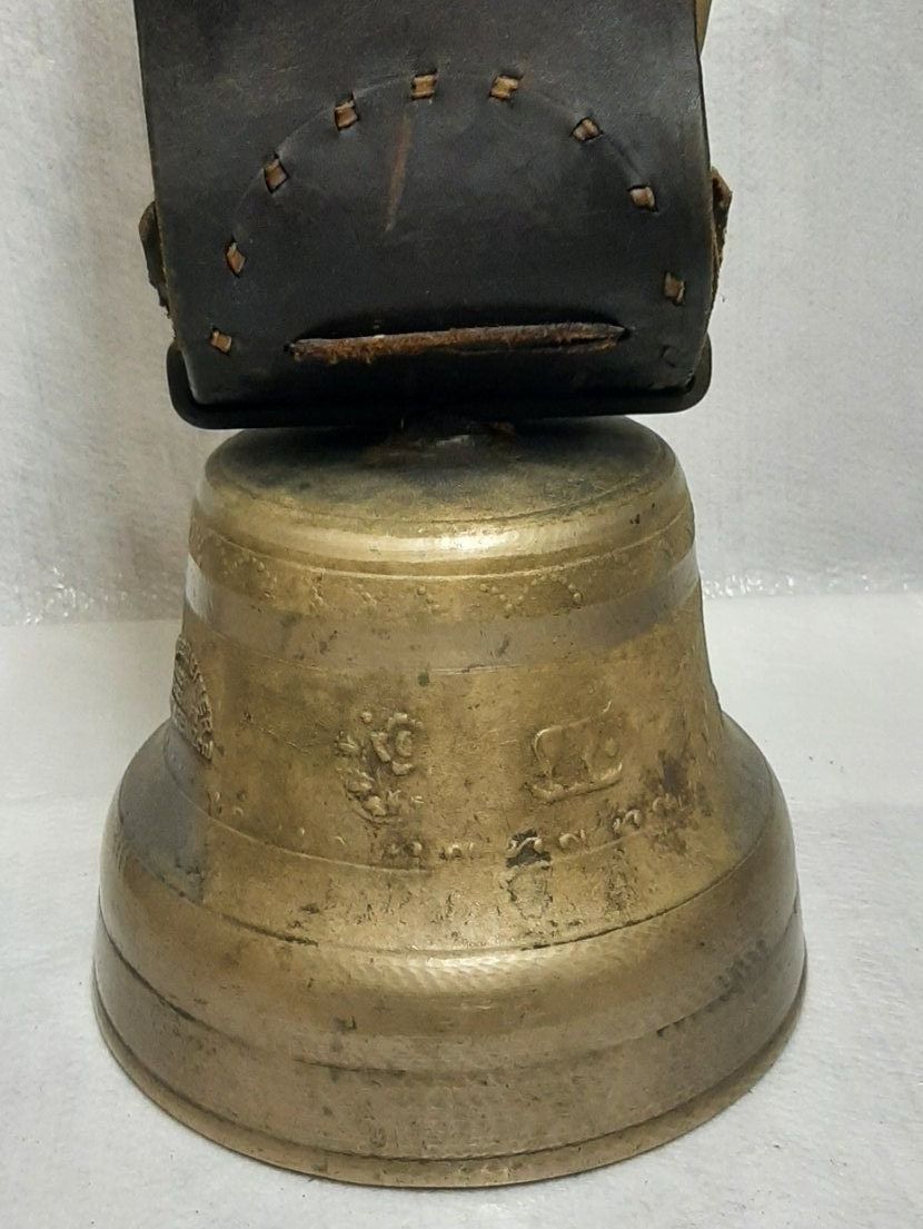 Campanacci mucche: Grosse antike Kuhglocke 1952 – Usato da Thun venduto da koehr 6