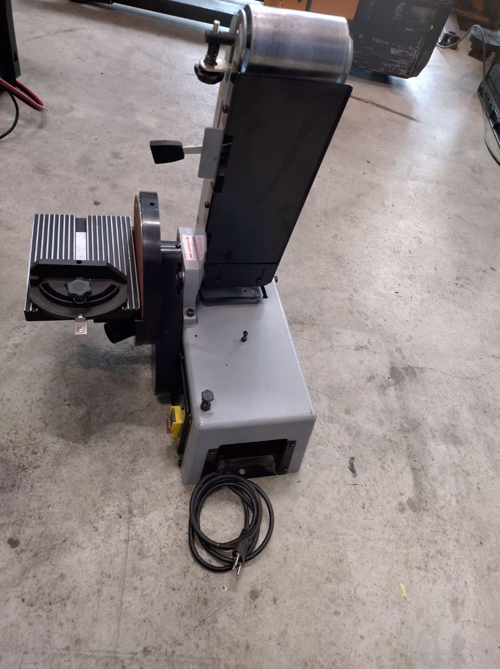 Aiguiseuses & polisseuses: Schleifmaschine – D'occasion à Gretzenbach par Cobra71 2