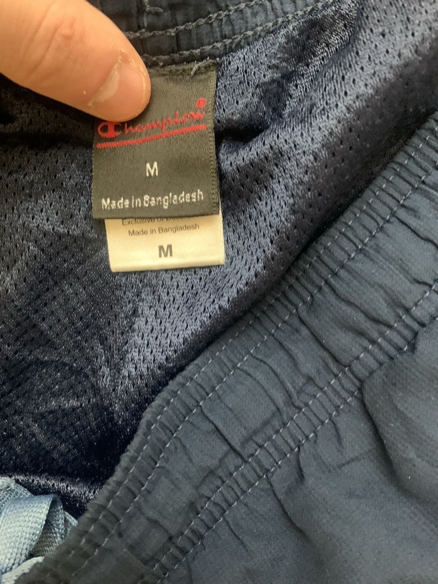Champion Pantalons: Champion Trackpants, Size M, baggy – D'occasion à Münchenstein par Alpinevintage 1