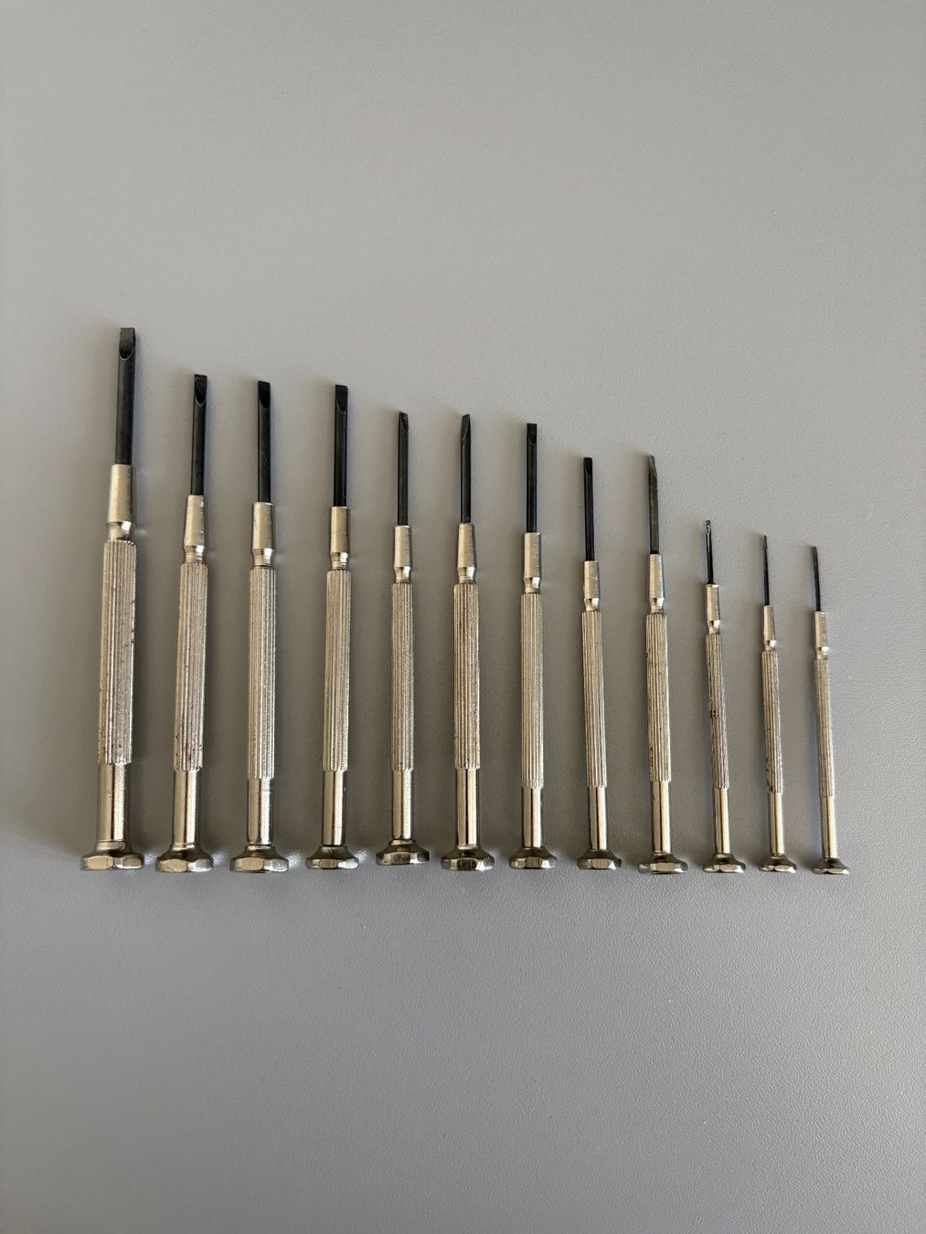 Tous les outils: Schraubenzieher-Set / Schlitz – D'occasion à Dornach par Hofleur