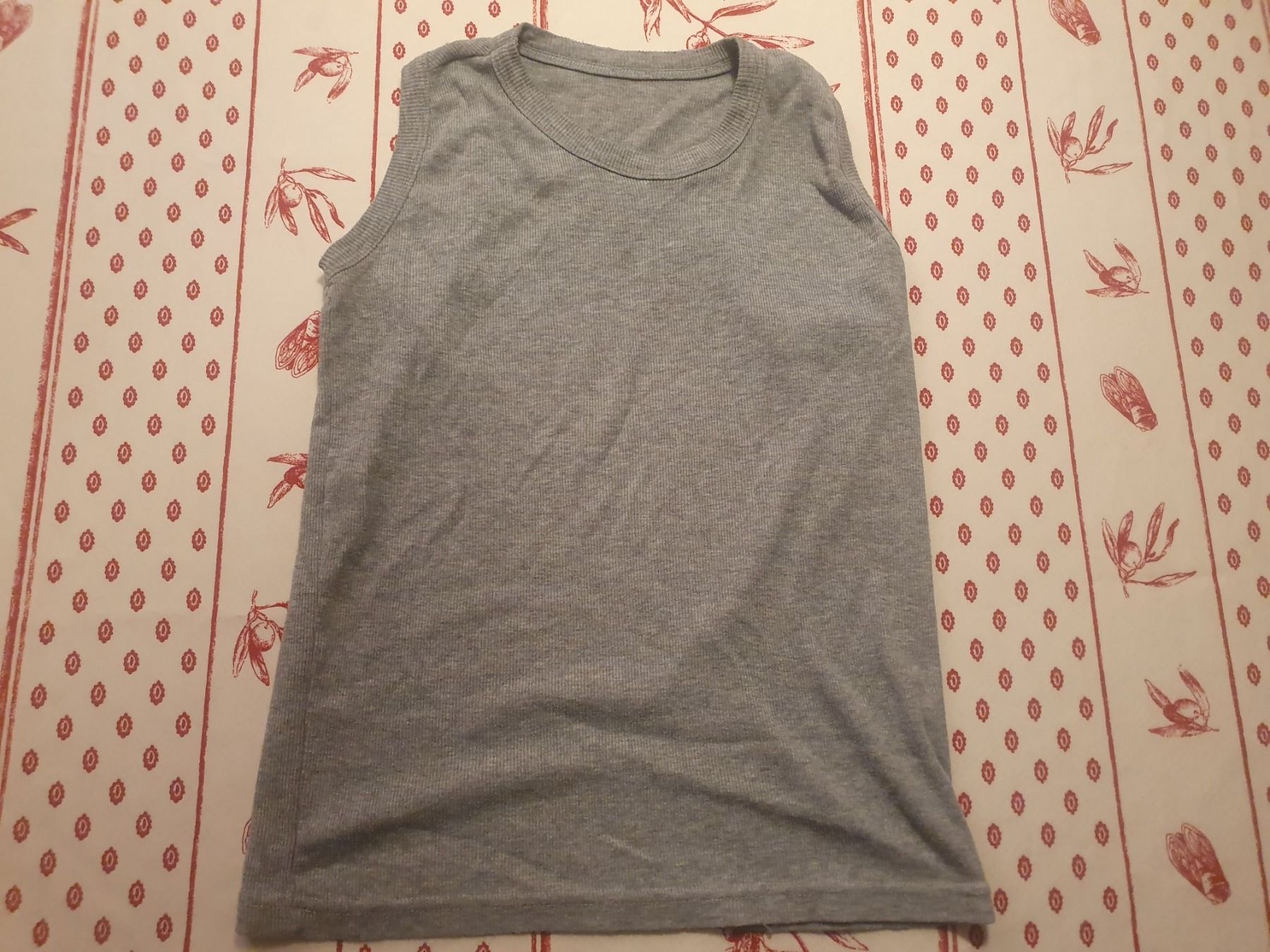 Armani T-Shirts: Emporio armani débardeur – Gebraucht aus Genève von GenevaLuxury 2