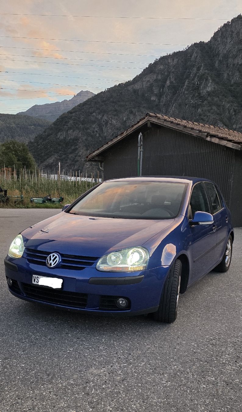 VW Automobili: Golf V 2.0 fsi 4 motion – Usato da Martigny venduto da An2s1920 4