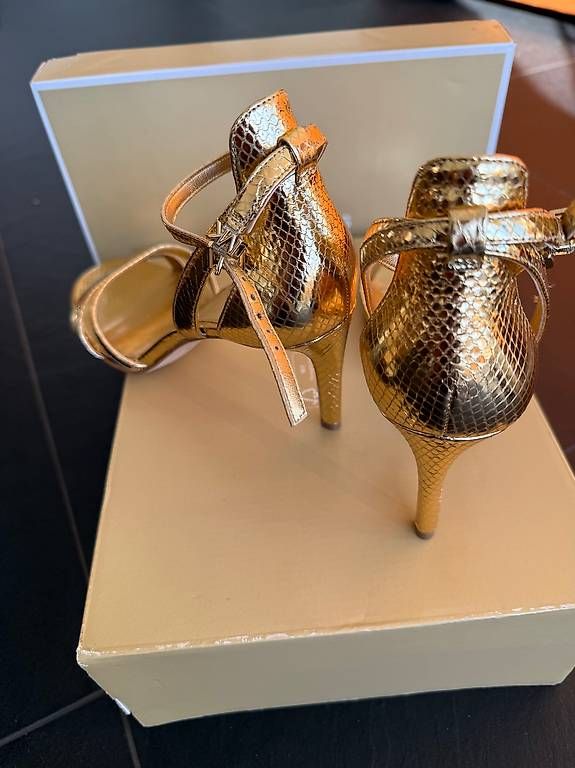 Scarpe da donna: Escarpins Michael Kors  – Usato da Yens venduto da vol_nrc5 1