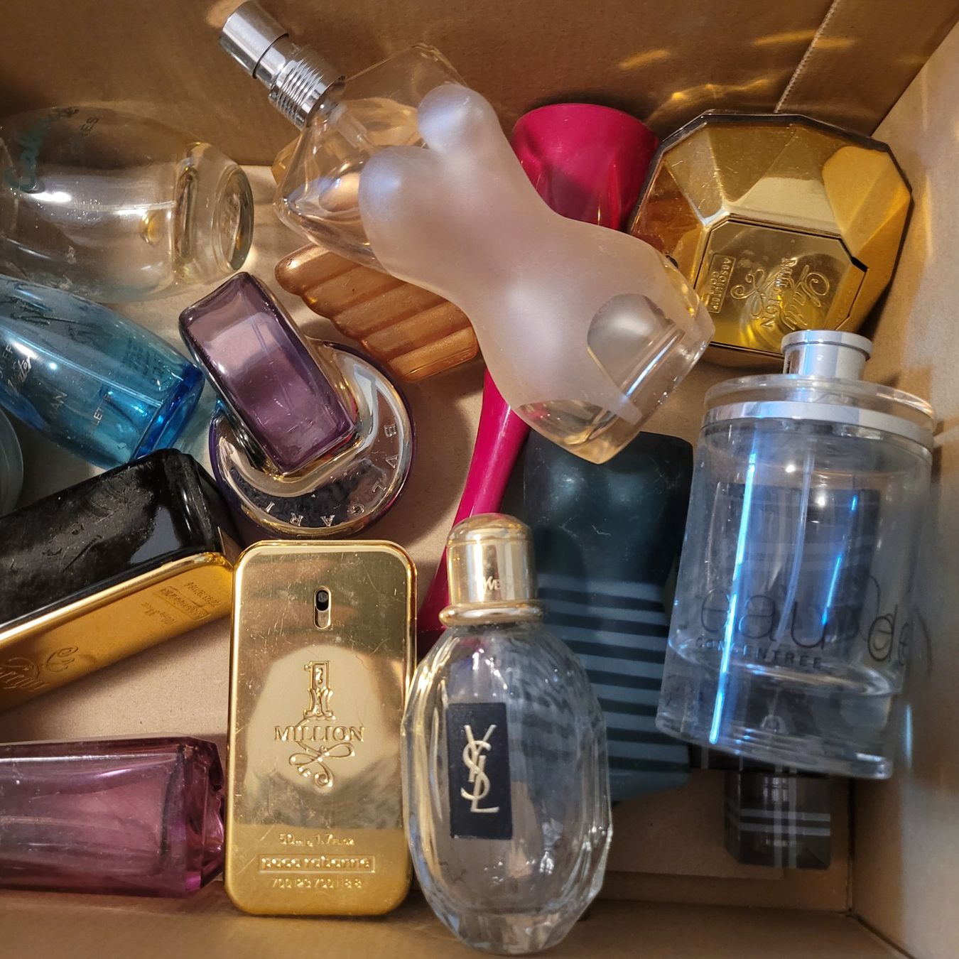 Parfum & Eau de Toilette: Lot De Bouteilles de Parfum vide – Gebraucht aus Biel/Bienne von Destockweb 2