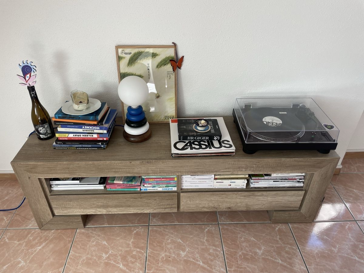 Mobili TV: Meuble TV en bois – Usato da Neuchâtel venduto da Mano___la56 1