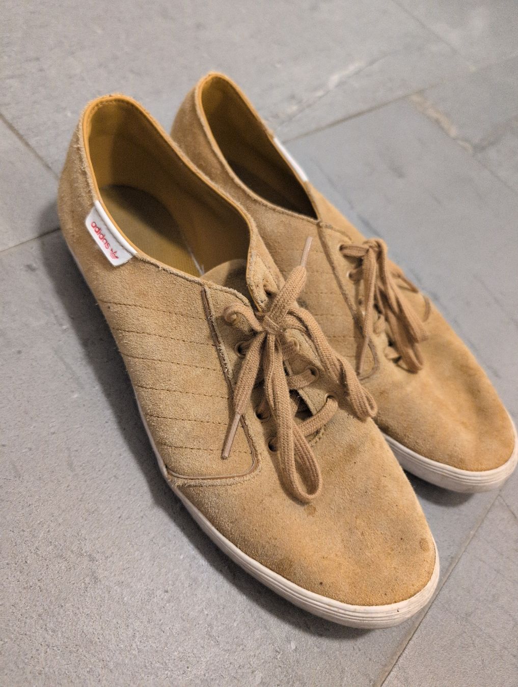 Scarpe da uomo: Adidas Schuhe – Usato da Ostermundigen venduto da YA77