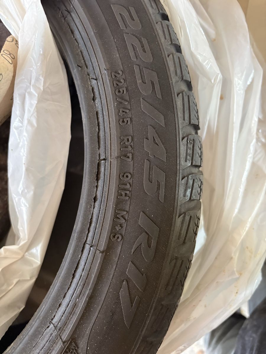 Pneus & Roues: Winterreifen 225/45 R17 9IH – D'occasion à Gretzenbach par Dixy12 6