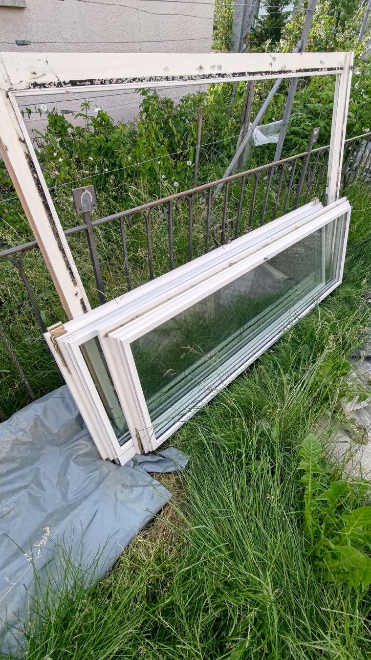 Finestre: Holzfenster-Tür weiss, gebraucht – Usato da Solothurn venduto da eggirei