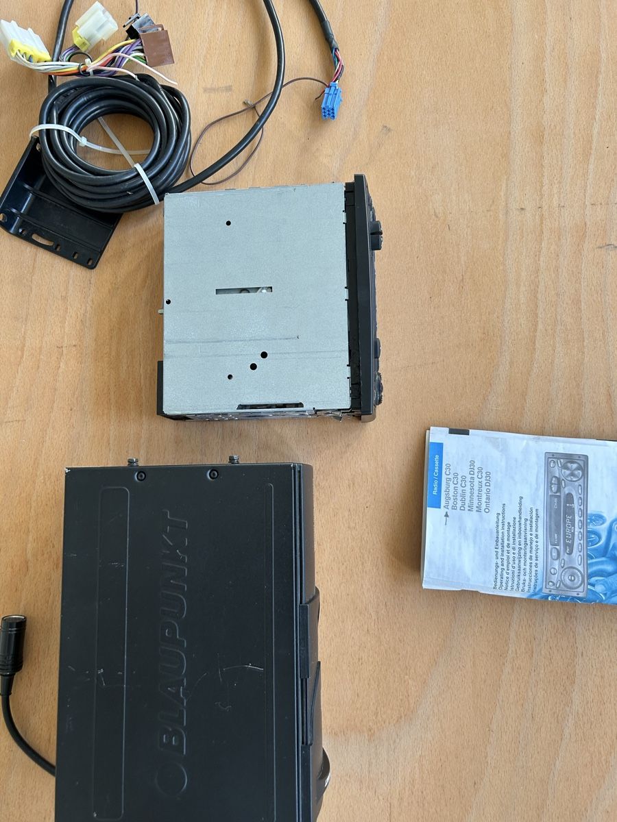 JVC Radios: Autoradio 2 Stück – Gebraucht aus hombrechtikon von rolfc 5