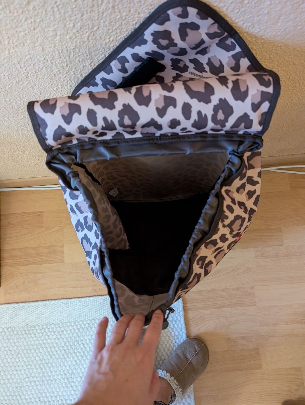 Sonstiges für Haushalt & Wohnen: Trolley Leoprint  – Neu (gemäss Beschreibung) aus Zürich von Loulou_96 2
