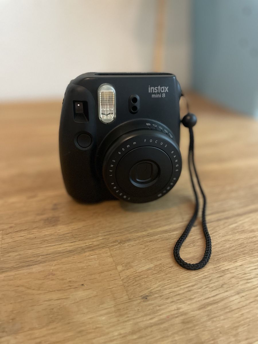 Fujifilm Appareil photo: Fujifilm Instax Mini 8 Kamera – D'occasion à Steinen par sandraulrich