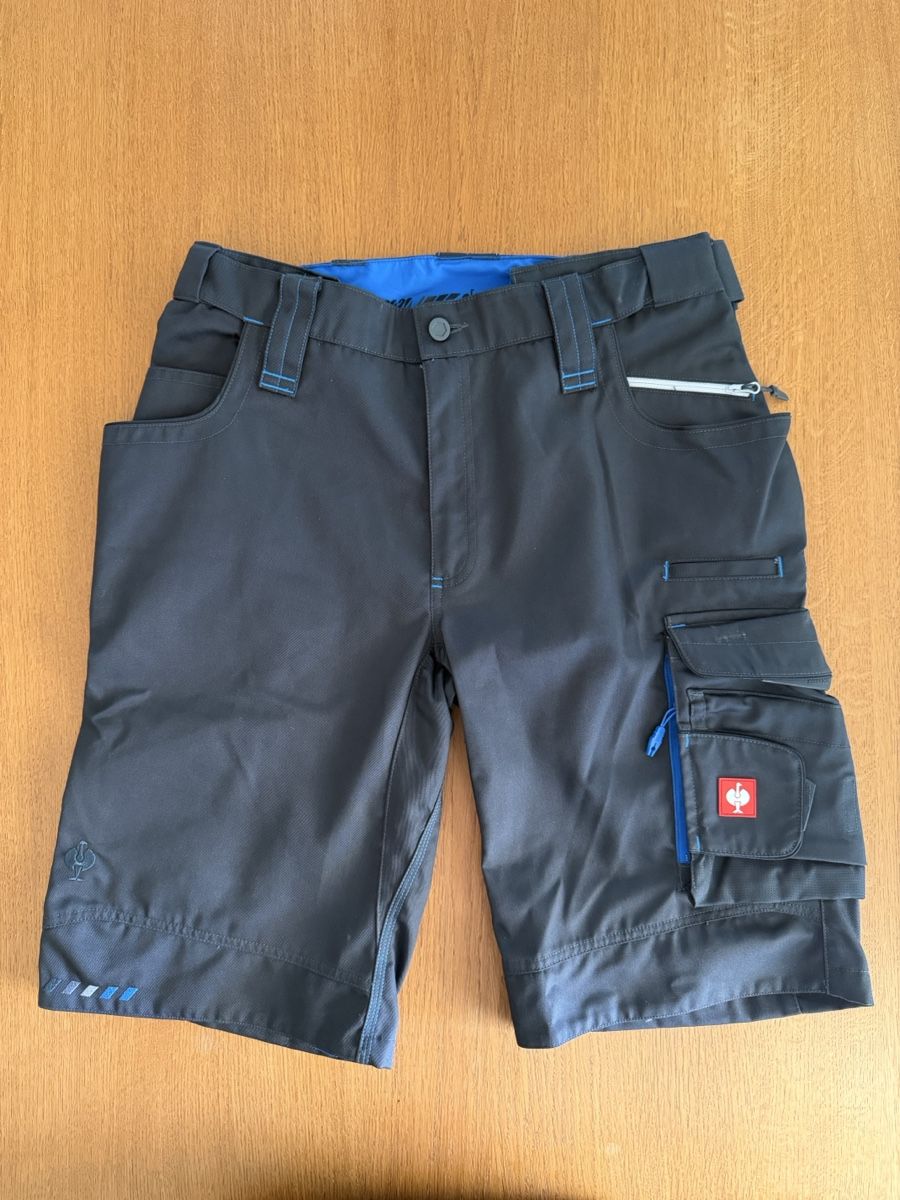 Engelbert Strauss Pantalons: Engelbert Strauss Arbeitsbermudaanthrazit Grösse 52  – Neuf (Voir description) à Düdingen par Tosoligi