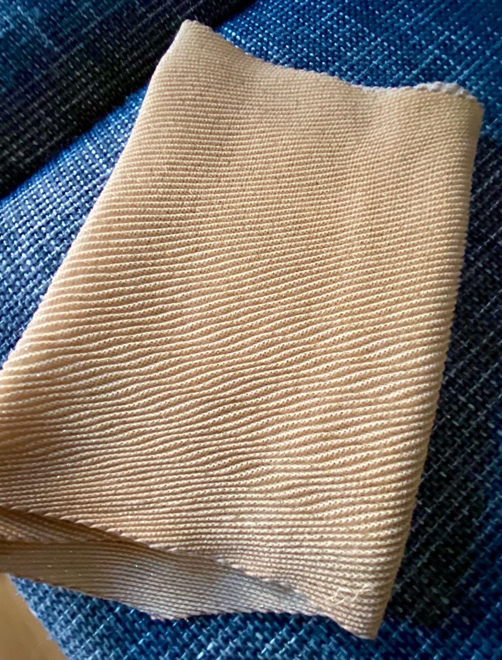Foulard & Sciarpe: Foulard vintage – Usato da Estavayer Le Lac venduto da sico1260 4