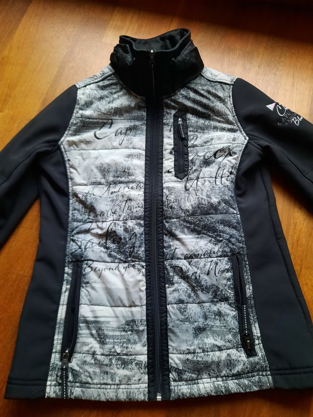 Soccx Jacken: SOCCX Damen Softshelljacke Gr.36 – Neu (gemäss Beschreibung) aus Buchs SG von miska01 1