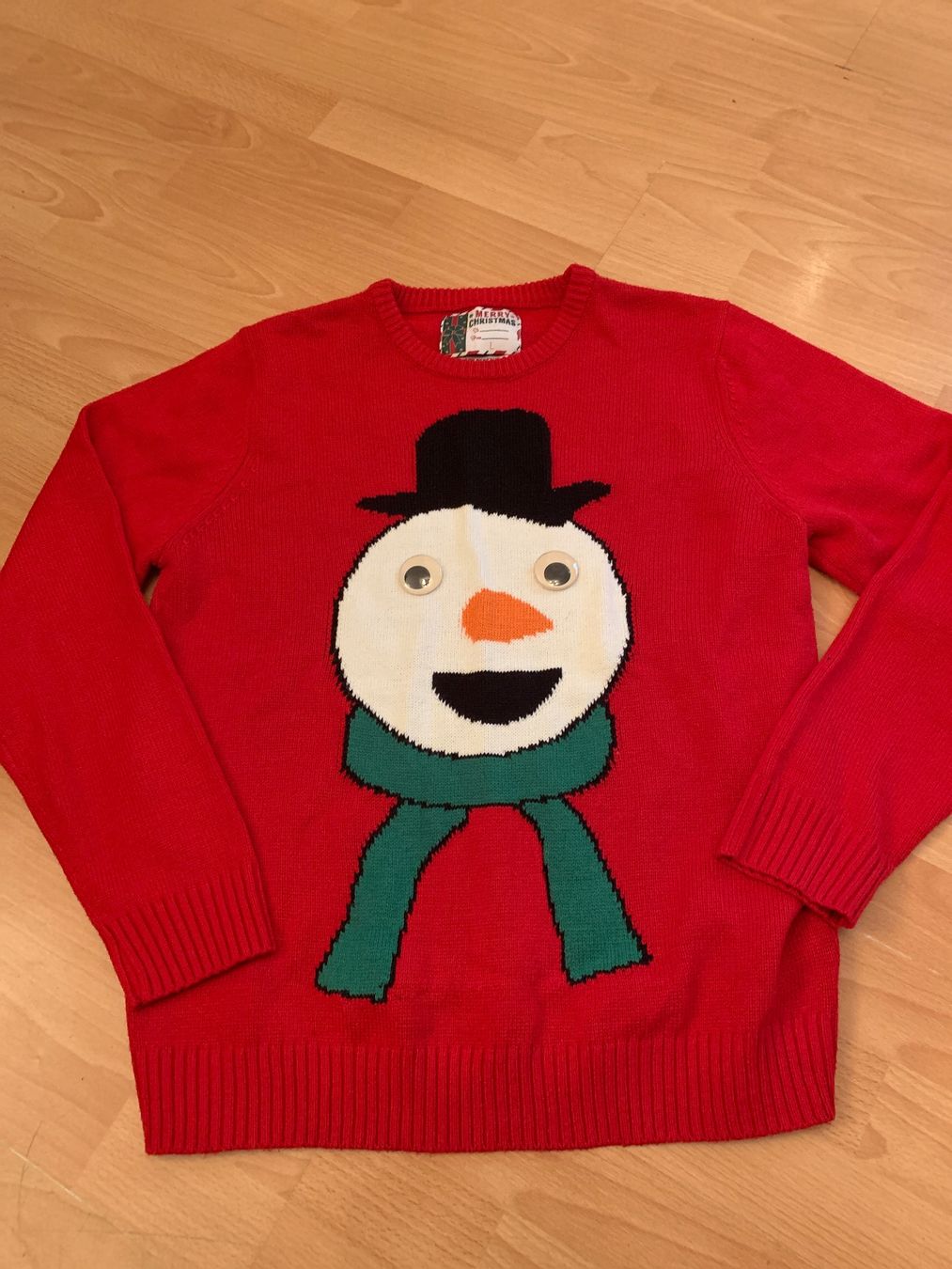 Pulls & Sweat-shirts: Joli pull de Noël taille L – D'occasion à MEYRIN par Gwendo10