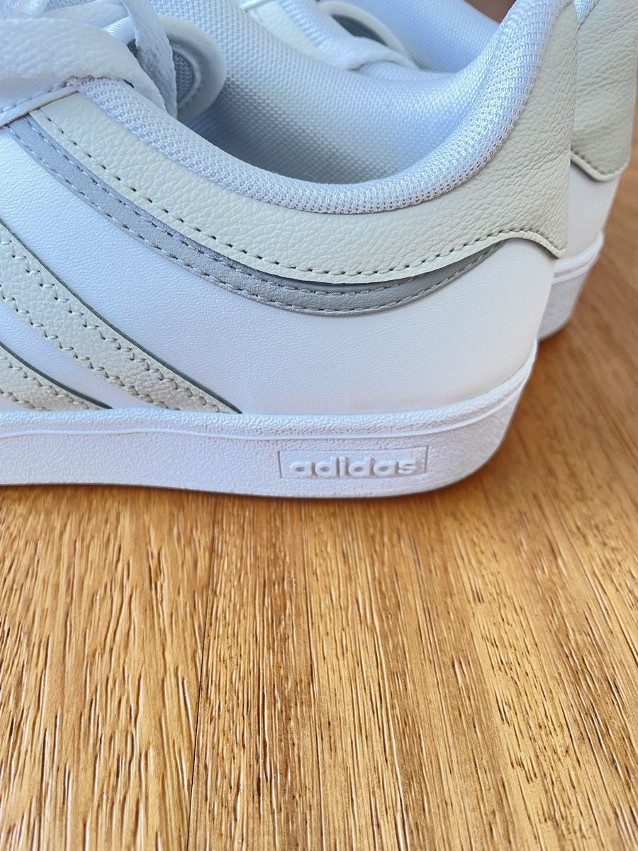 Adidas Scarpe da donna: Adidas Schuhe  – Nuovo (secondo la descrizione) da Ennetbürgen venduto da scriccolo 2