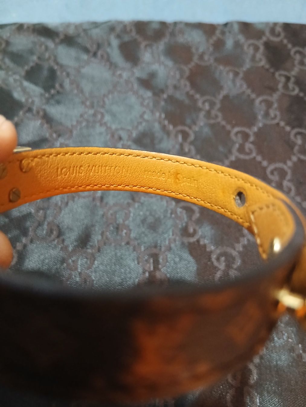 Louis Vuitton Bracelets: LOUIS VUITTON bracelet "V" – D'occasion à Le Grand-Saconnex par Rgt87 6