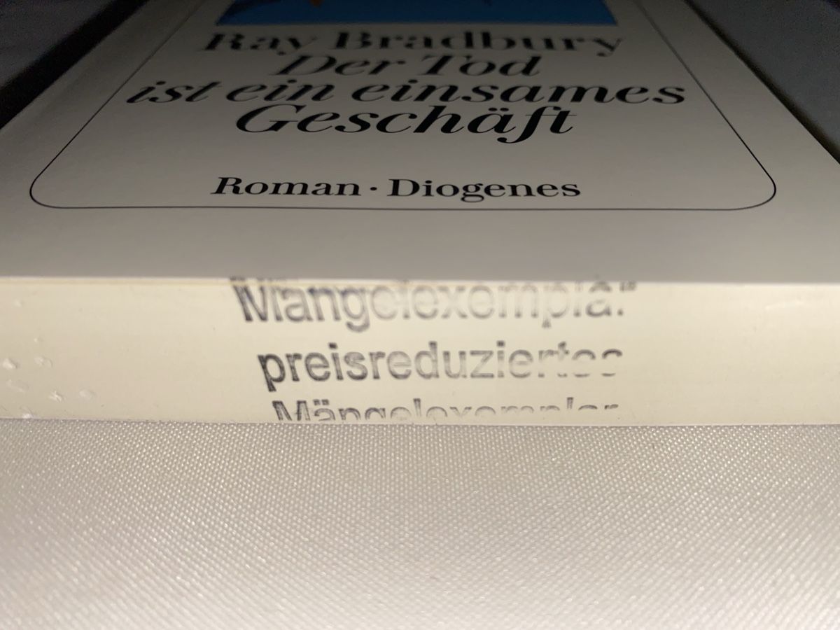 Libri: Ray Bradbury: Der Tod ist ein einsames Geschäft – Nuovo (secondo la descrizione) da Schmerikon venduto da tam_k9vb 2