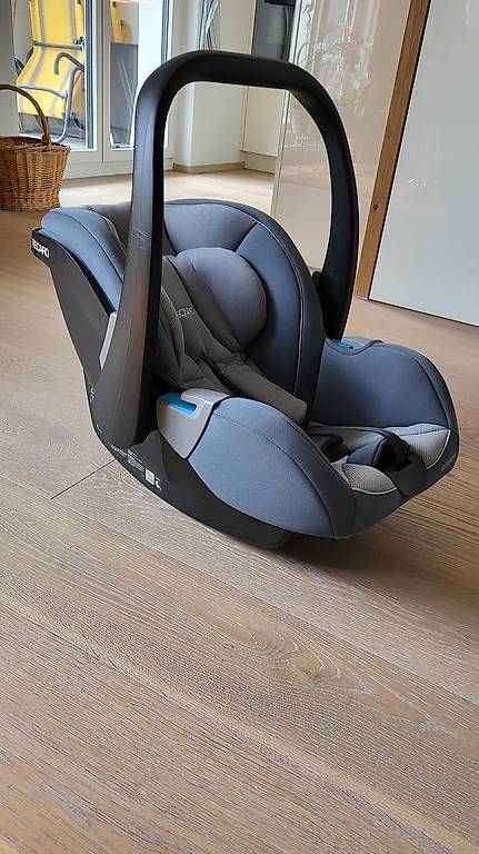 Seggiolini per auto: Babyschale Recaro – Usato da Römerswil LU venduto da Michelleursula 2