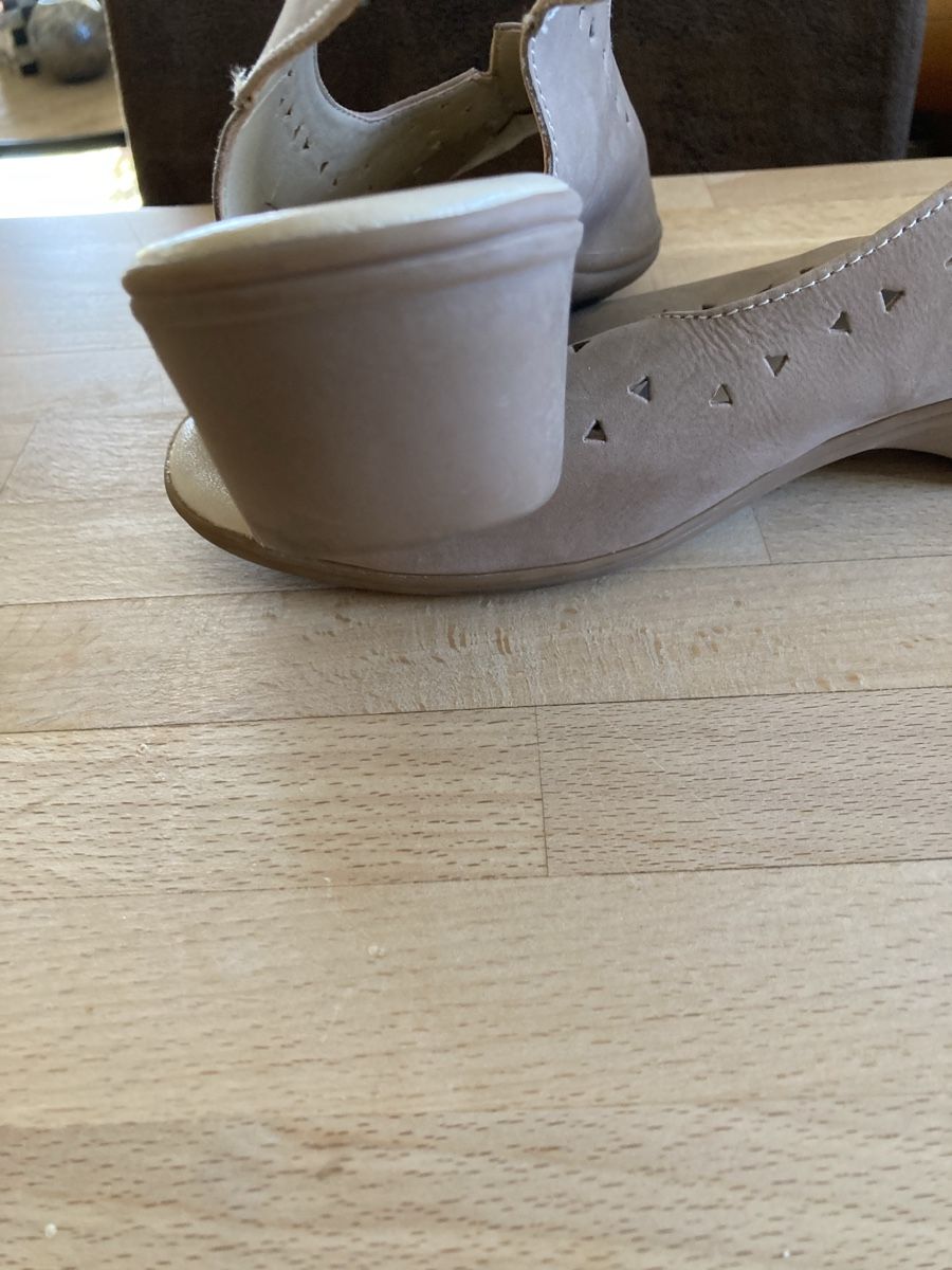 Scarpe da donna: Sandale B Well 38 – Usato da Schaffhausen venduto da christamawe 3