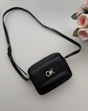 Calvin Klein Tasche schwarz Damen gutem Zustand