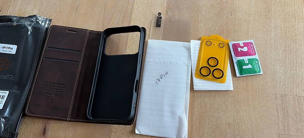 Covers & Schutzfolien: Iphone 17 Pro - Hülle inkl. Panzerglass – Gebraucht aus Cham von LuciaBaum 1